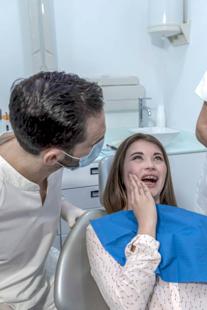 Best Broken or Cracked Tooth Emergency Dentist in Corunna, MI
